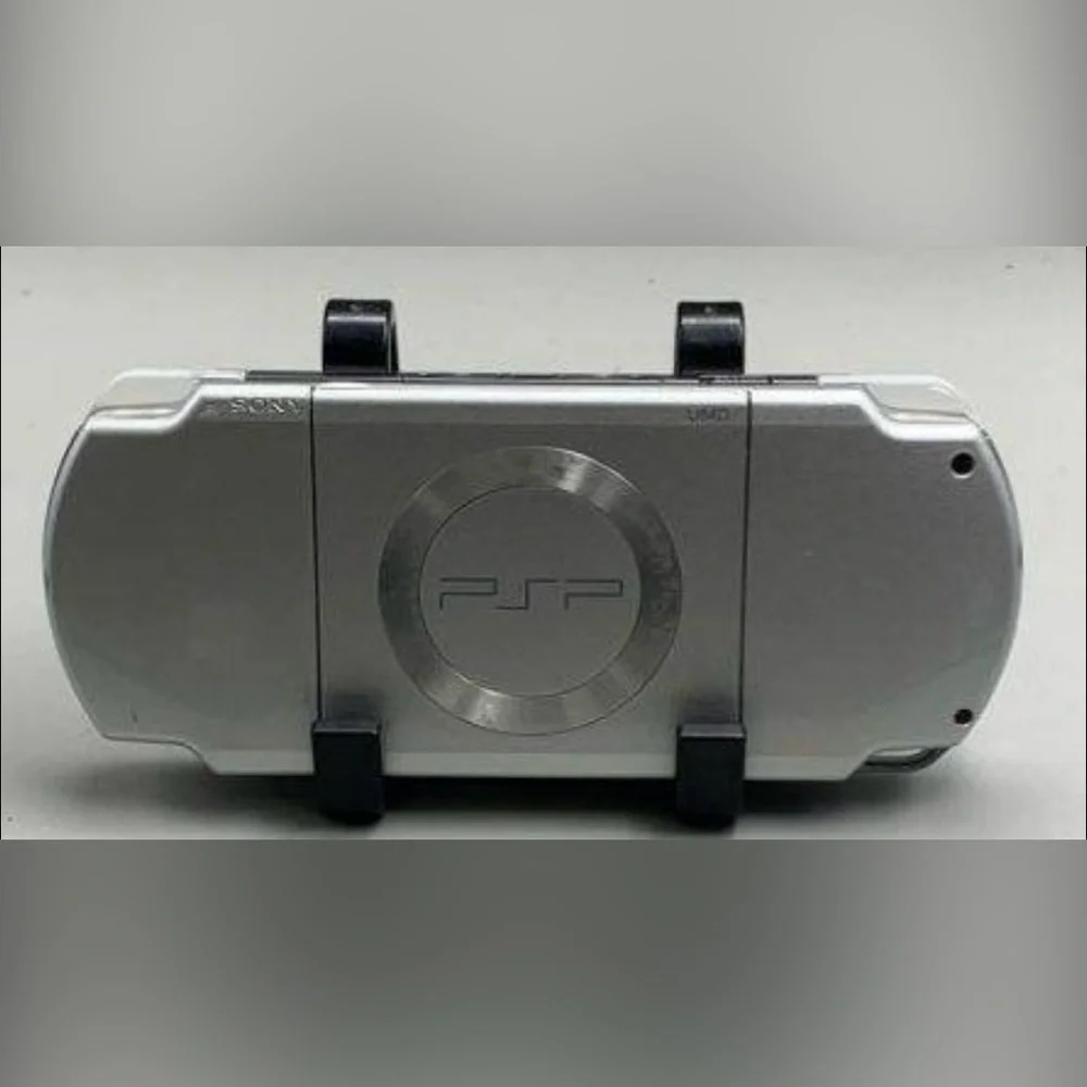 Sony Silver PSP